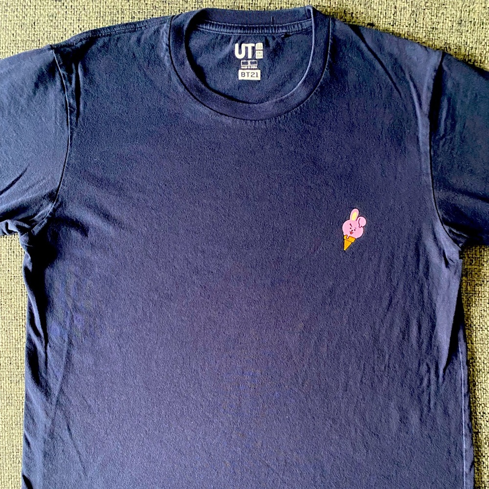 Bt21 X Uniqlo Ut Bts Jungkook Tee Sz.S